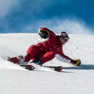 Man skiing